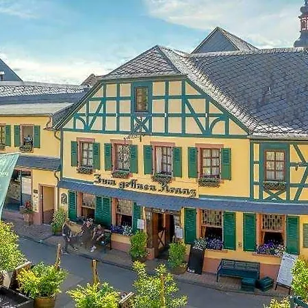 Historisches Weinhotel Zum Gruenen Kranz 3*