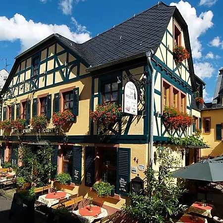 Historisches Weinhotel Zum Gruenen Kranz Отель 3*